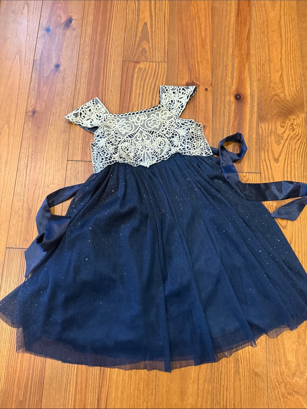 Girls Navy Blue and Cream Lace Party Dress - Brand: Dorissa size 6